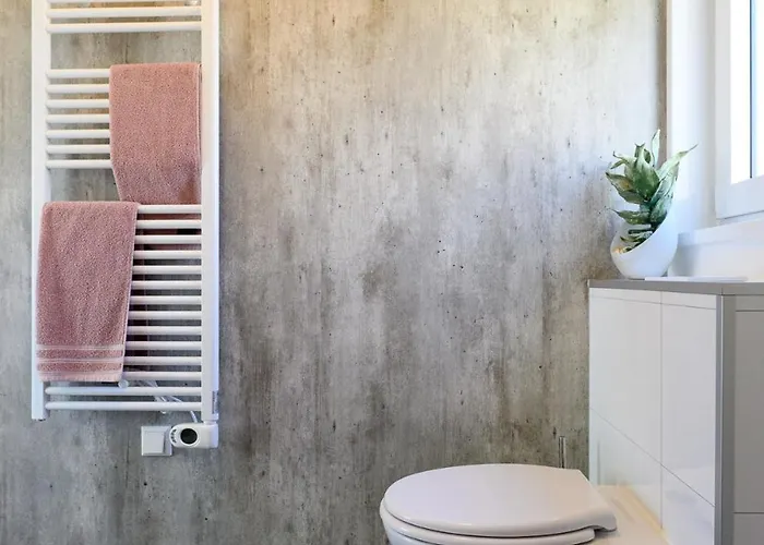 Komforthaus Fuer 6 Gaeste Mit Terrasse Am Wasser * Bruggen (Viersen)